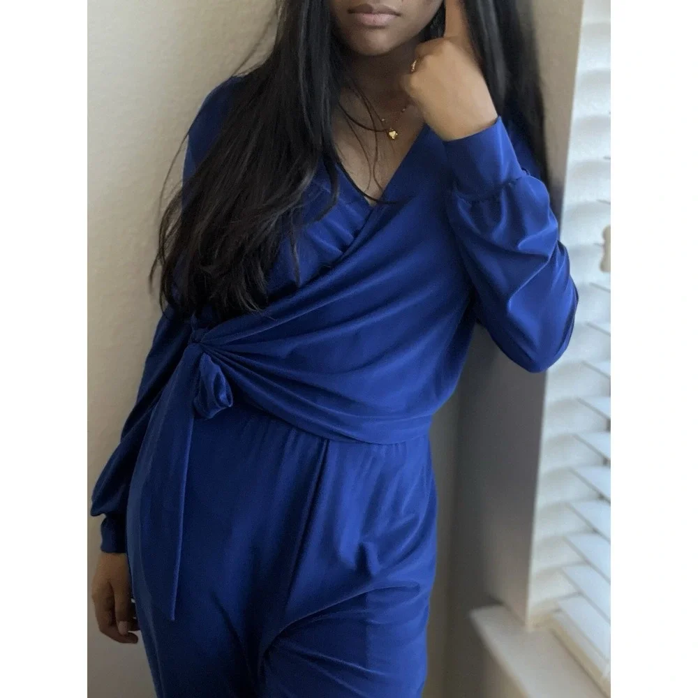 GoodTime USA NEW Womens Blue Solid Romper Jumpsuit Size Small‎ Long Sleeve V Cut
